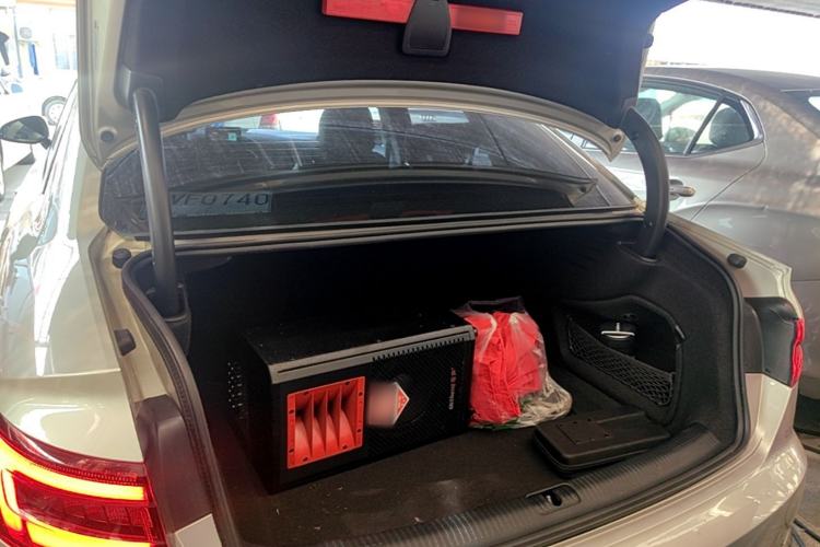Used Audi A4L 2019 40 TFSI Ambition China VI Trunk