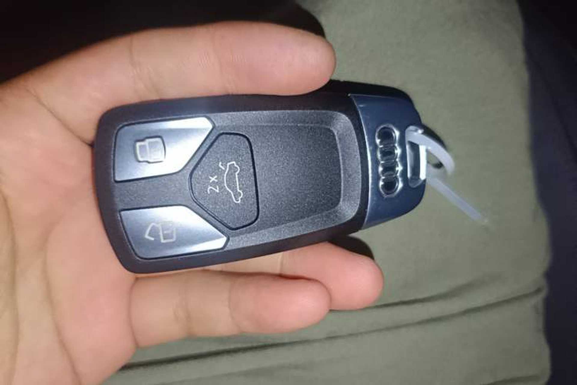 Used Audi A4L 2019 40 TFSI Fashion Edition China VI Emission Standard Vehicle Key