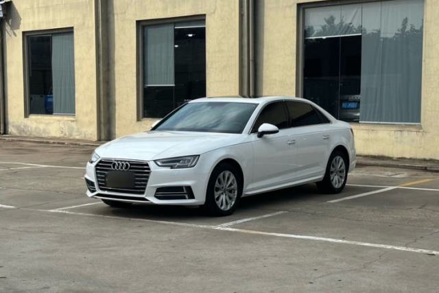Audi A4L 2019 40 TFSI Ambition China VI с пробегом
