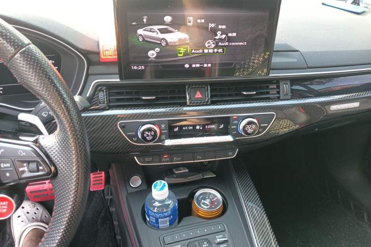 Used Audi A4L 2019 45 TFSI quattro Individual Sport Edition China VI Audio And AC Panel