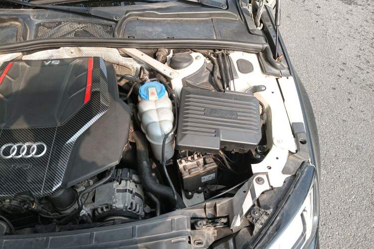 Used Audi A4L 2019 45 TFSI quattro Individual Sport Edition China VI Engine Bay Left