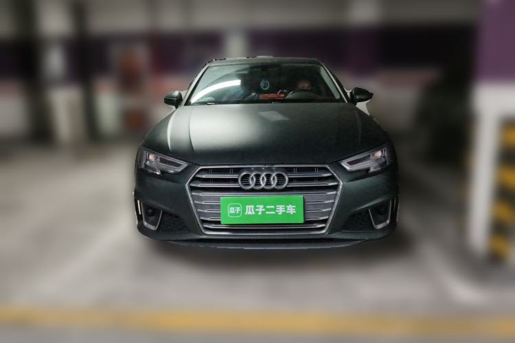 Used Audi A4L 2019 40 TFSI Fashion Edition China VI Emission Standard Front