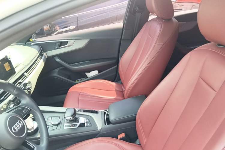 Used Audi A4L 2019 40 TFSI Ambition China VI Left Front Seat