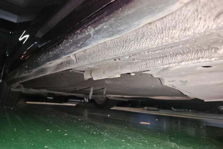 Used Audi A4L 2019 40 TFSI Ambition China VI Chassis Front Right