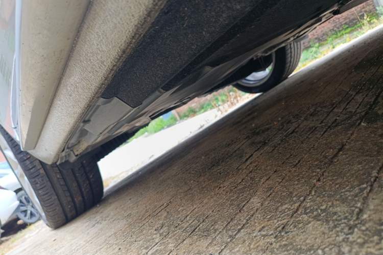 Used Audi A4L 2019 40 TFSI Fashion Edition China VI Emission Standard Chassis Rear Right