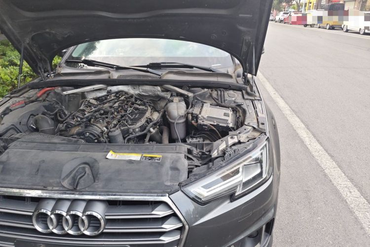 Used Audi A4L 2019 40 TFSI Fashion Version China V Engine Bay Left