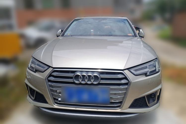 Used Audi A4L 2019 40 TFSI Fashion Edition China VI Emission Standard Front
