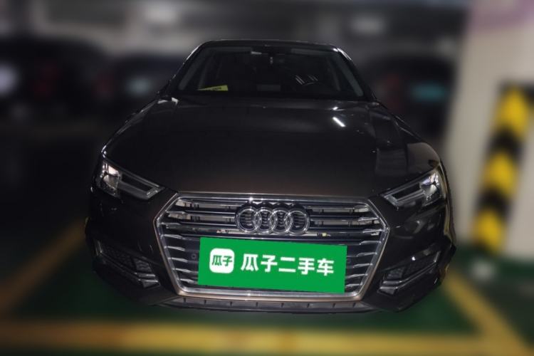 Used Audi A4L 2019 40 TFSI Ambition China VI Front