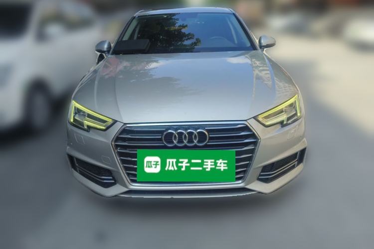 Used Audi A4L 2019 40 TFSI Ambition China VI Front