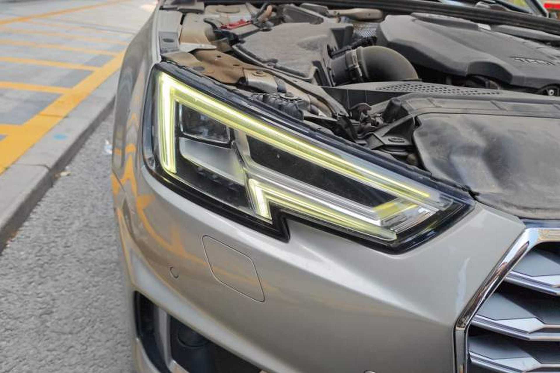 Used Audi A4L 2019 40 TFSI Fashion Version China V Right Front Headlight