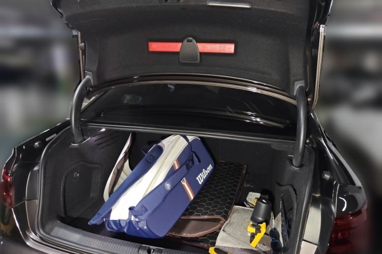 Used Audi A4L 2019 40 TFSI Ambition China VI Trunk