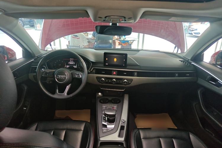 Used Audi A4L 2019 40 TFSI Ambition China VI Center Console