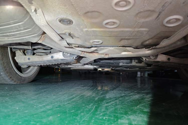 Used Audi A4L 2019 40 TFSI Fashion Edition China VI Emission Standard Chassis Rear