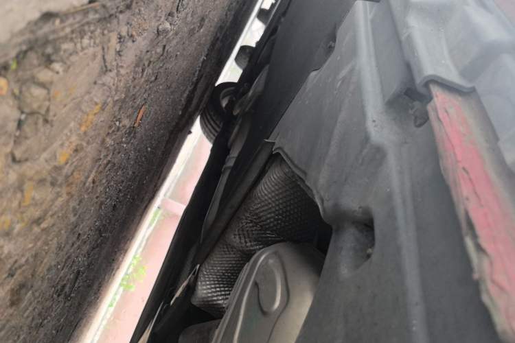 Used Audi A4L 2019 40 TFSI Fashion Edition China VI Emission Standard Chassis Rear Left