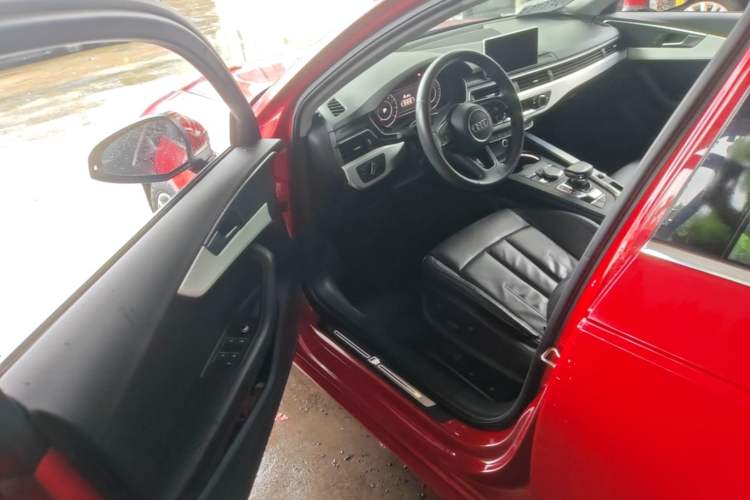 Used Audi A4L 2019 40 TFSI Fashion Version China V Driver Seat