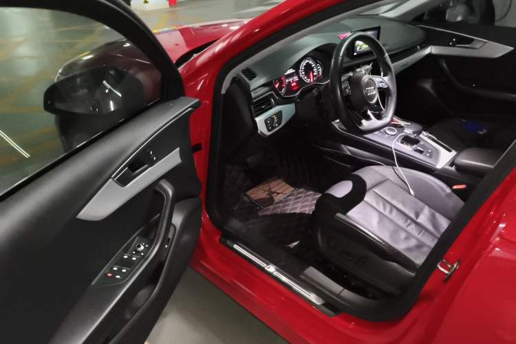 Used Audi A4L 2019 45 TFSI quattro Individual Sport Edition China VI Driver Seat