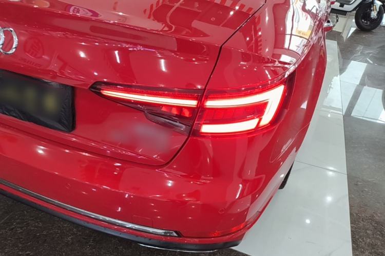 Used Audi A4L 2019 40 TFSI Ambition China VI Exterior 3