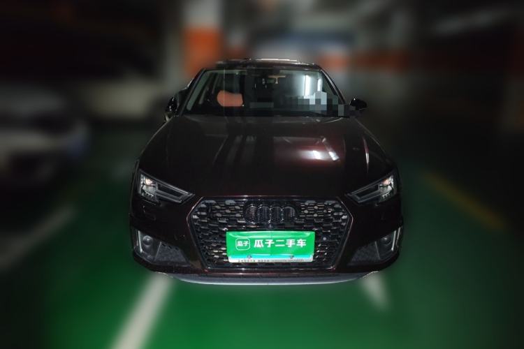 Used Audi A4L 2019 40 TFSI Fashion Edition China VI Emission Standard Front