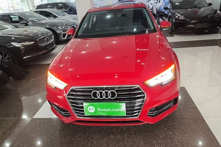Used Audi A4L 2019 40 TFSI Ambition China VI Front