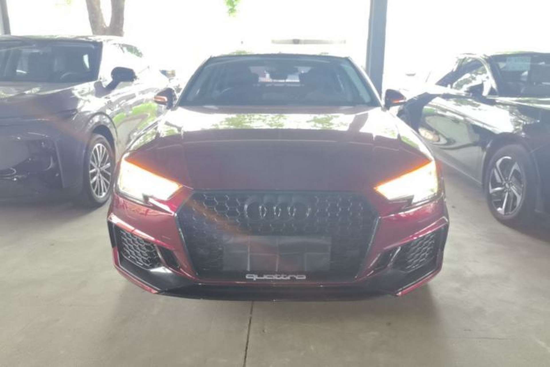Used Audi A4L 2019 40 TFSI Ambition China VI Front