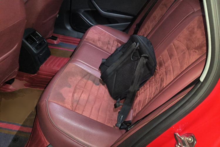 Used Audi A4L 2019 40 TFSI Ambition China VI Left Rear Seat