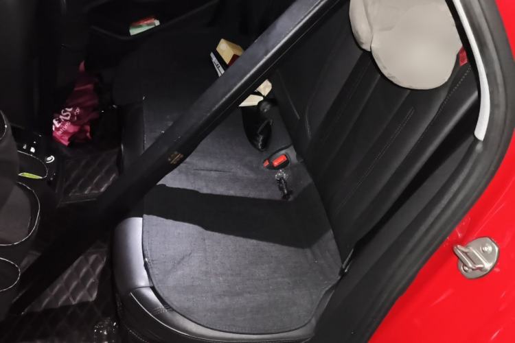 Used Audi A4L 2019 45 TFSI quattro Individual Sport Edition China VI Left Rear Seat