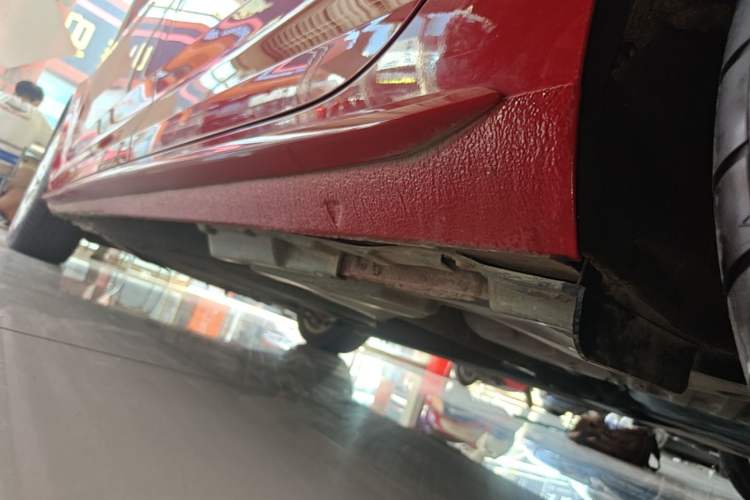 Used Audi A4L 2019 40 TFSI Ambition China VI Left Side Sill