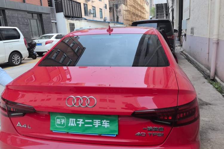 Used Audi A4L 2019 40 TFSI Fashion Edition China VI Emission Standard Rear