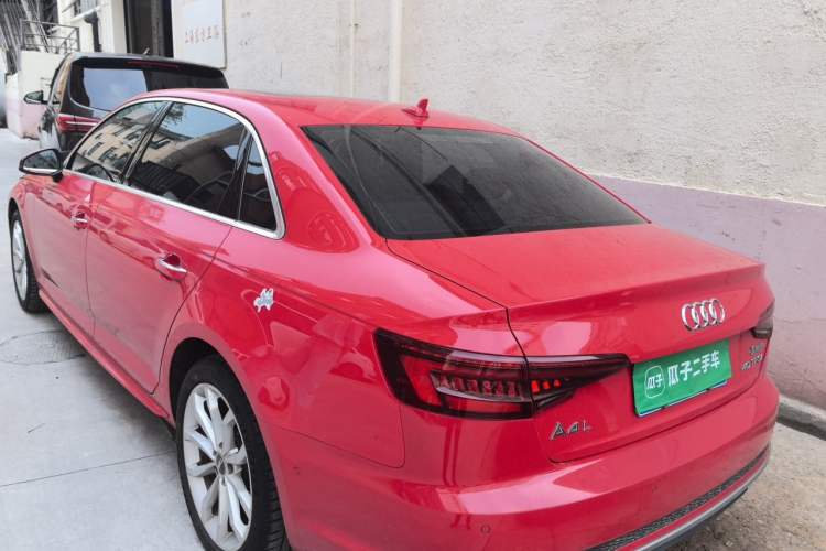 Used Audi A4L 2019 40 TFSI Fashion Edition China VI Emission Standard Rear Left 45 Deg