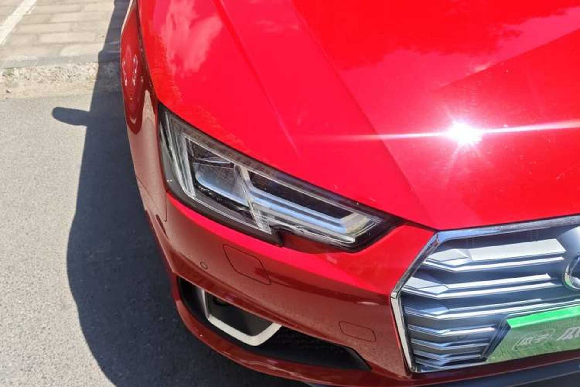 Used Audi A4L 2019 40 TFSI Fashion Edition China VI Emission Standard Right Front Headlight