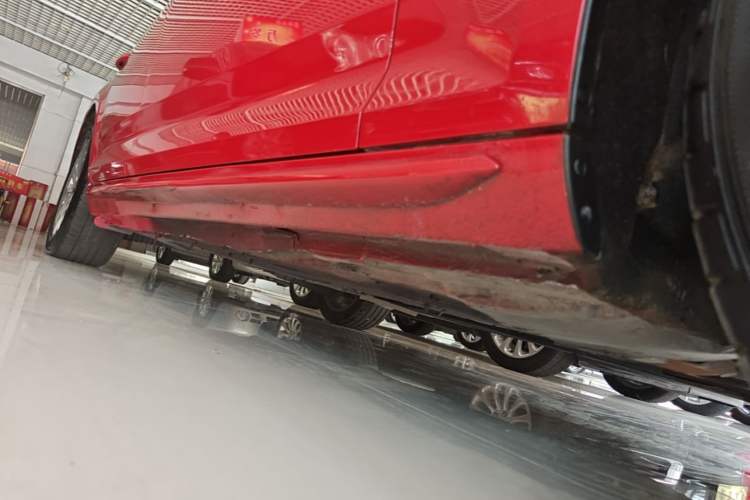 Used Audi A4L 2019 40 TFSI Ambition China VI Right Side Sill