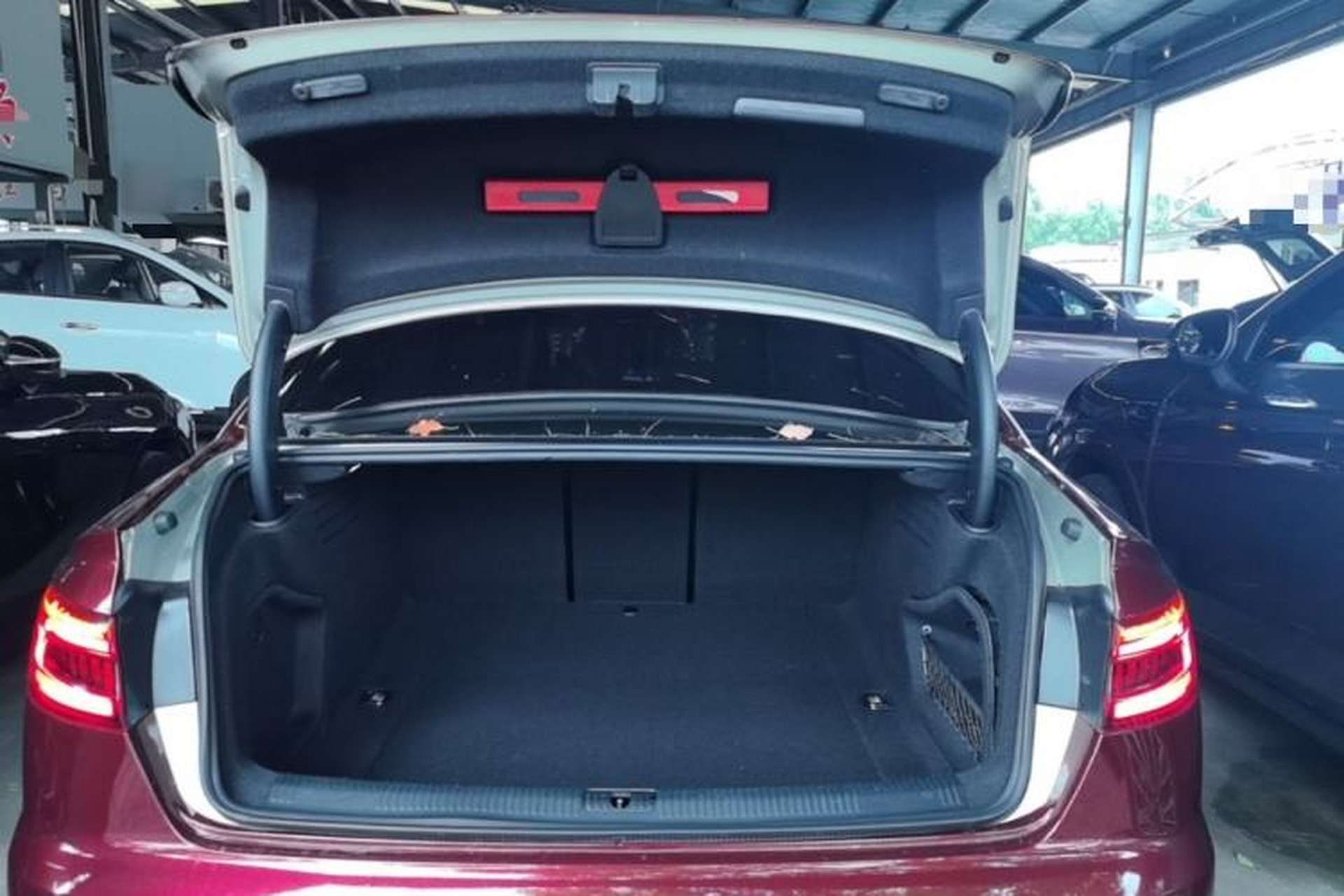 Used Audi A4L 2019 40 TFSI Ambition China VI Trunk