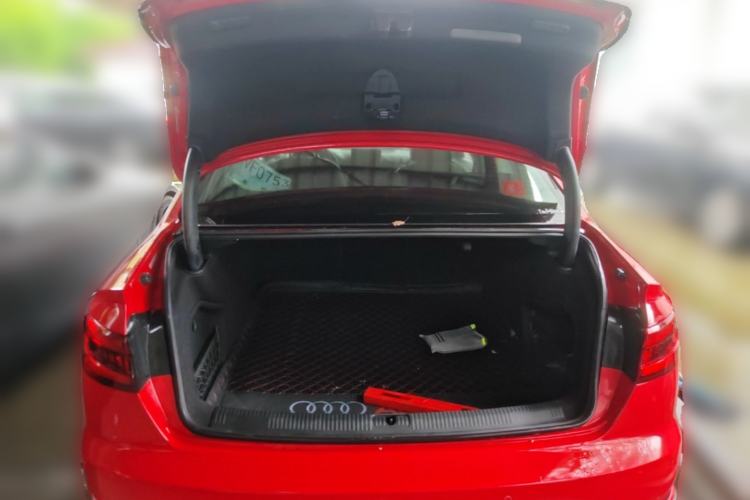 Used Audi A4L 2019 40 TFSI Fashion Version China V Trunk