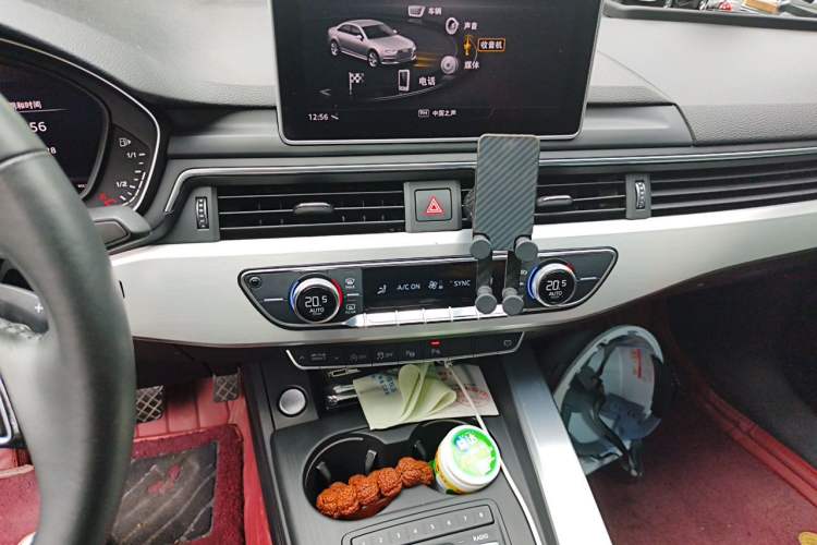 Used Audi A4L 2019 40 TFSI Fashion Edition China VI Emission Standard Audio And AC Panel