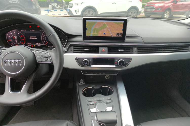 Used Audi A4L 2019 40 TFSI Fashion Version China V Audio And AC Panel