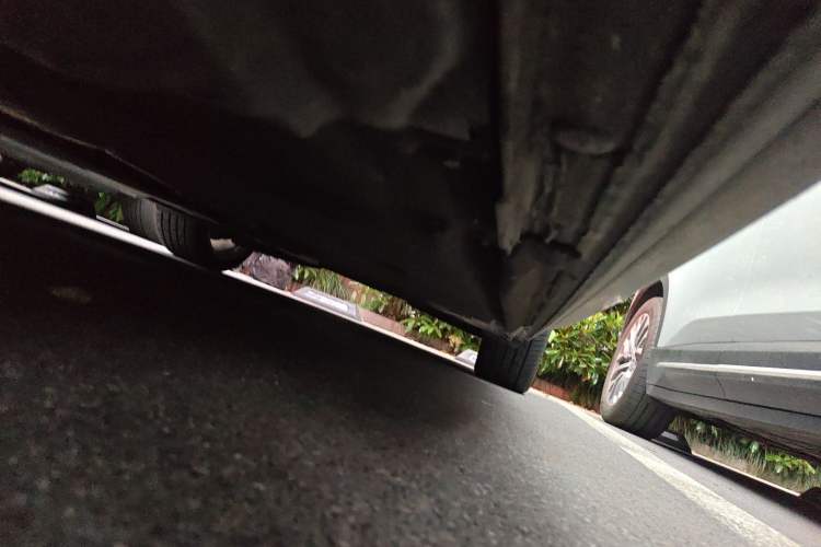Used Audi A4L 2019 40 TFSI Fashion Edition China VI Emission Standard Chassis Front Left