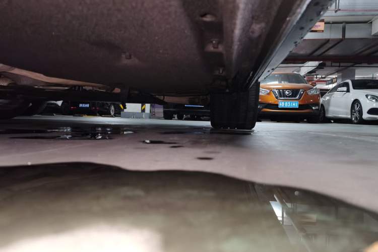 Used Audi A4L 2019 40 TFSI Fashion Edition China VI Emission Standard Chassis Rear Right