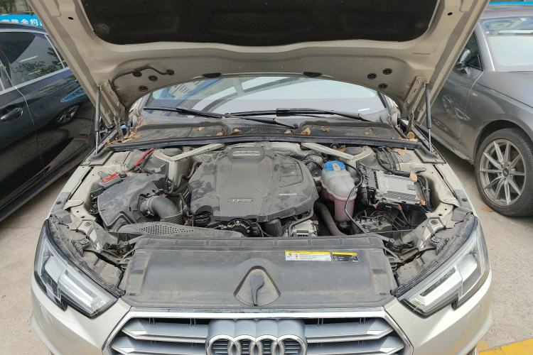 Used Audi A4L 2019 40 TFSI Fashion Version China V Engine Bay