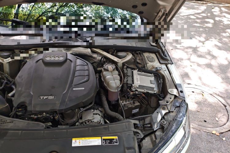 Used Audi A4L 2019 40 TFSI Ambition China VI Engine Bay Left