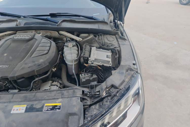 Used Audi A4L 2019 45 TFSI quattro Individual Sport Edition China VI Engine Bay Left