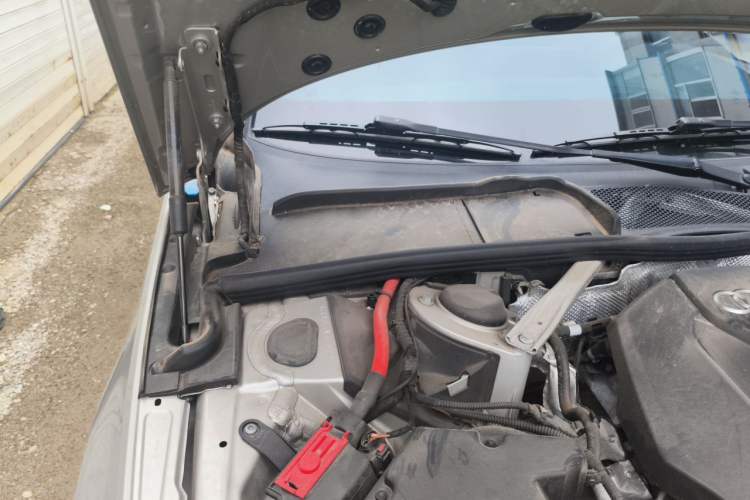 Used Audi A4L 2019 40 TFSI Ambition China VI Engine Bay Right