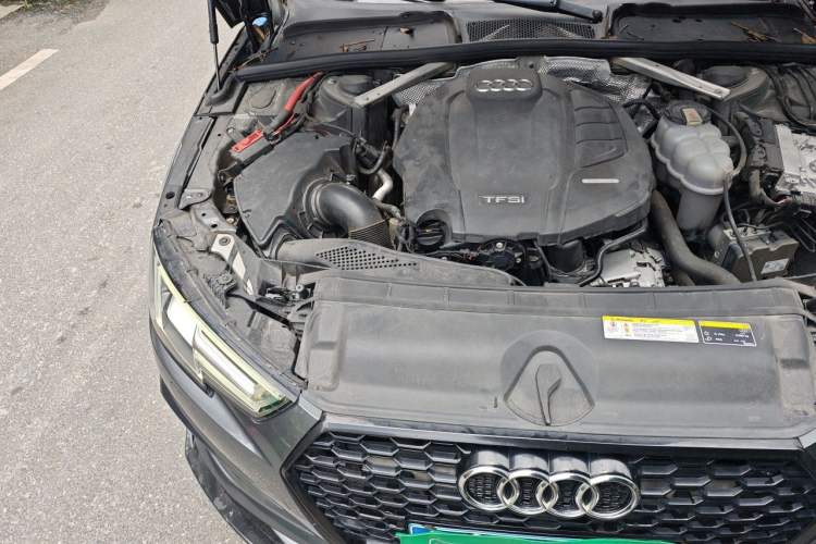 Used Audi A4L 2019 45 TFSI quattro Individual Sport Edition China VI Engine Bay Right