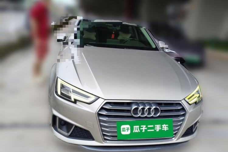 Used Audi A4L 2019 40 TFSI Fashion Edition China VI Emission Standard Exterior 1