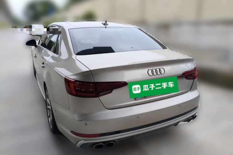 Used Audi A4L 2019 40 TFSI Fashion Edition China VI Emission Standard Exterior 3