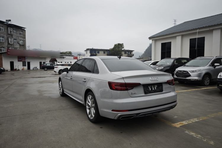 Used Audi A4L 2019 40 TFSI Fashion Edition China VI Emission Standard Exterior 3