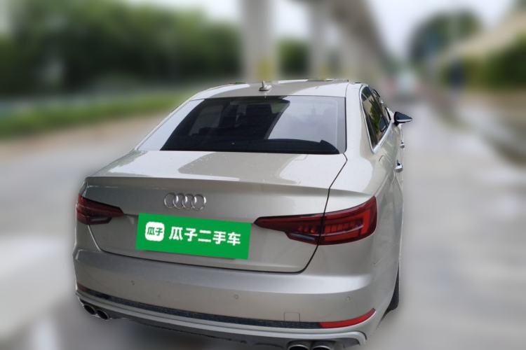 Used Audi A4L 2019 40 TFSI Fashion Edition China VI Emission Standard Exterior 4