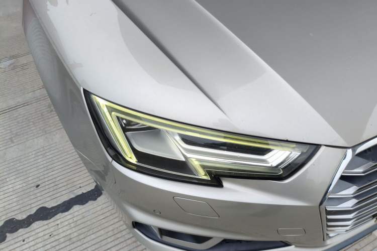 Used Audi A4L 2019 40 TFSI Fashion Edition China VI Emission Standard Exterior 6
