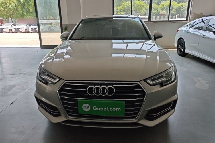 Used Audi A4L 2019 40 TFSI Ambition China VI Front