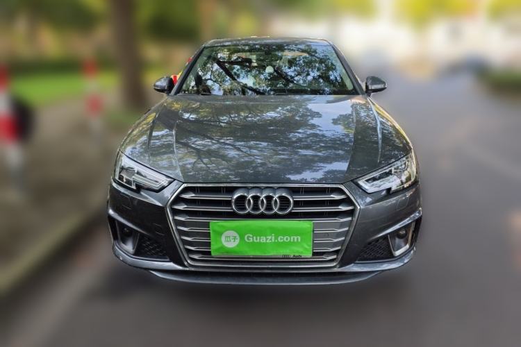 Used Audi A4L 2019 40 TFSI Fashion Edition China VI Emission Standard Front