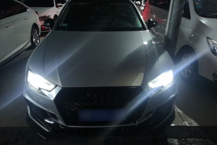 Used Audi A4L 2019 40 TFSI Fashion Edition China VI Emission Standard Front